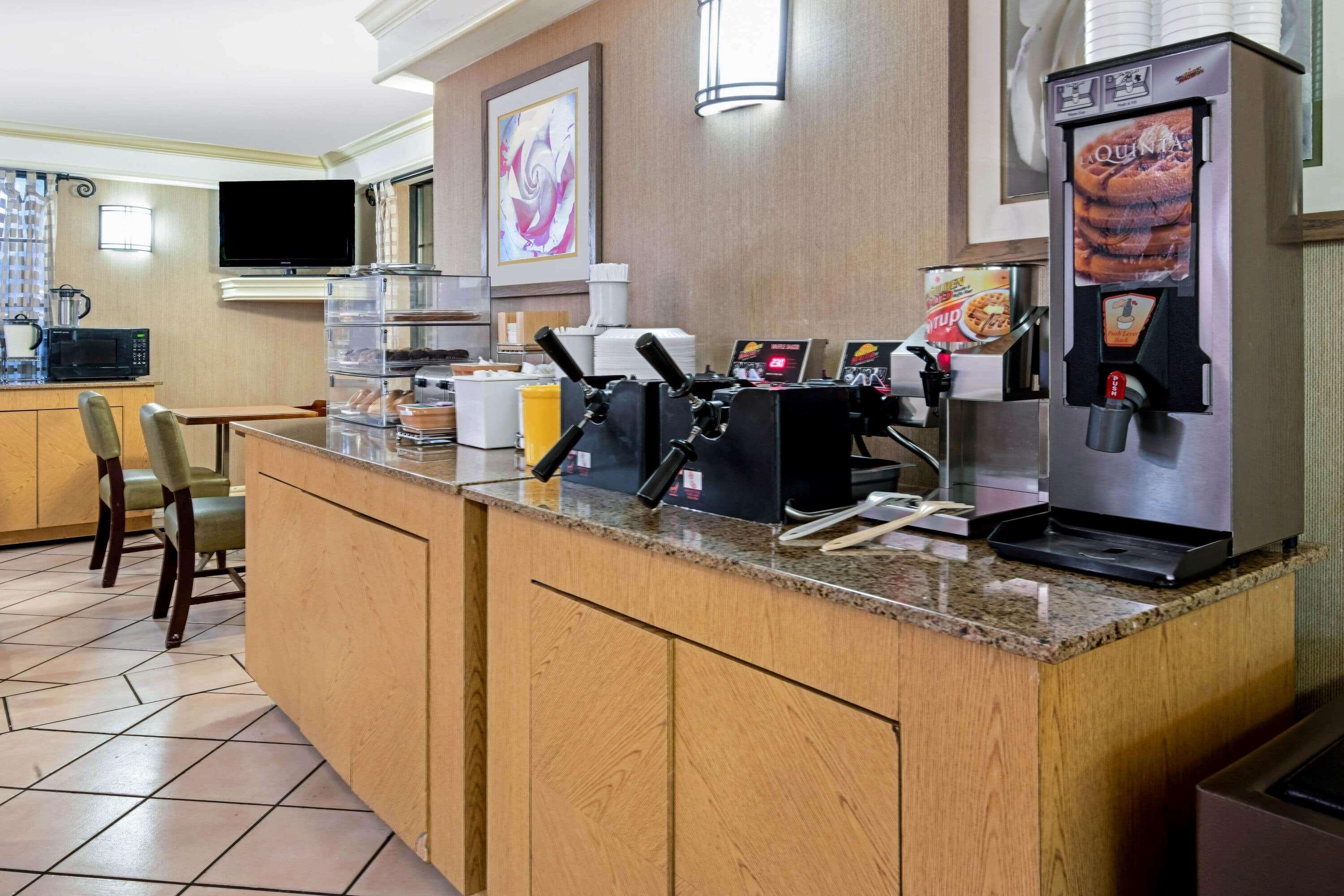La Quinta Inn By Wyndham Amarillo Mid-City Exterior foto